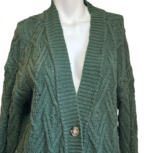 Free People Green Montana Cable Knit Chunky Oversized Cardigan Sweater sz XS - Picture 4 of 11